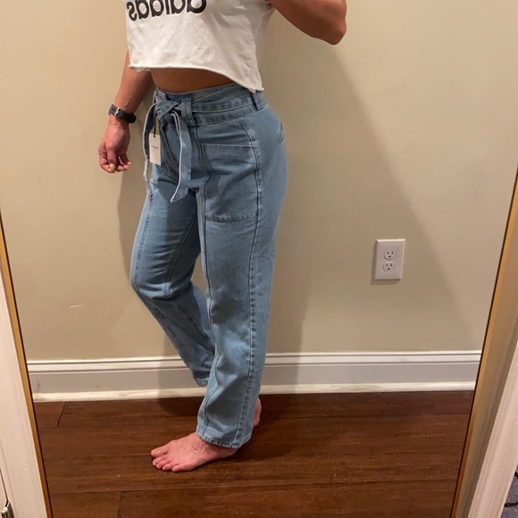 Forever 21 High Waist Tie Waist Straight Leg Jeans - Picture 4 of 13